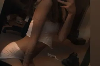 I need some dick! 💕Follow my X account @JoannJobaby - Image 11