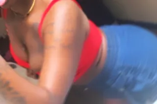 Come eat me🍫 - Image 1