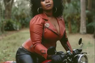 💕😘💯Gentlemen... 👀I promise this "BROWN SHUGA" wil not melt in your mouth😘😛💯 - Image 2