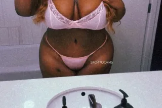 Soft body🌸💗Flawless face💄💎 Freaky Vibes that hit different😩 - Image 5