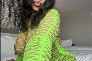 something like a treat🍭🍬🎂 - Image 5