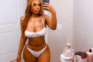 🤗 AVAILABLE NOW 🍑PHAT BOOTY 😘🤗 DOMINICAN FREAK 🙃😚THAT LOVES TO PLAY - Image 2