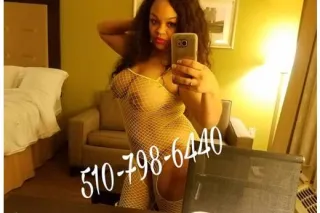 LAST NIGHT HERE👙👠🍑 PAPI 👅👅👅👅 - Image 4